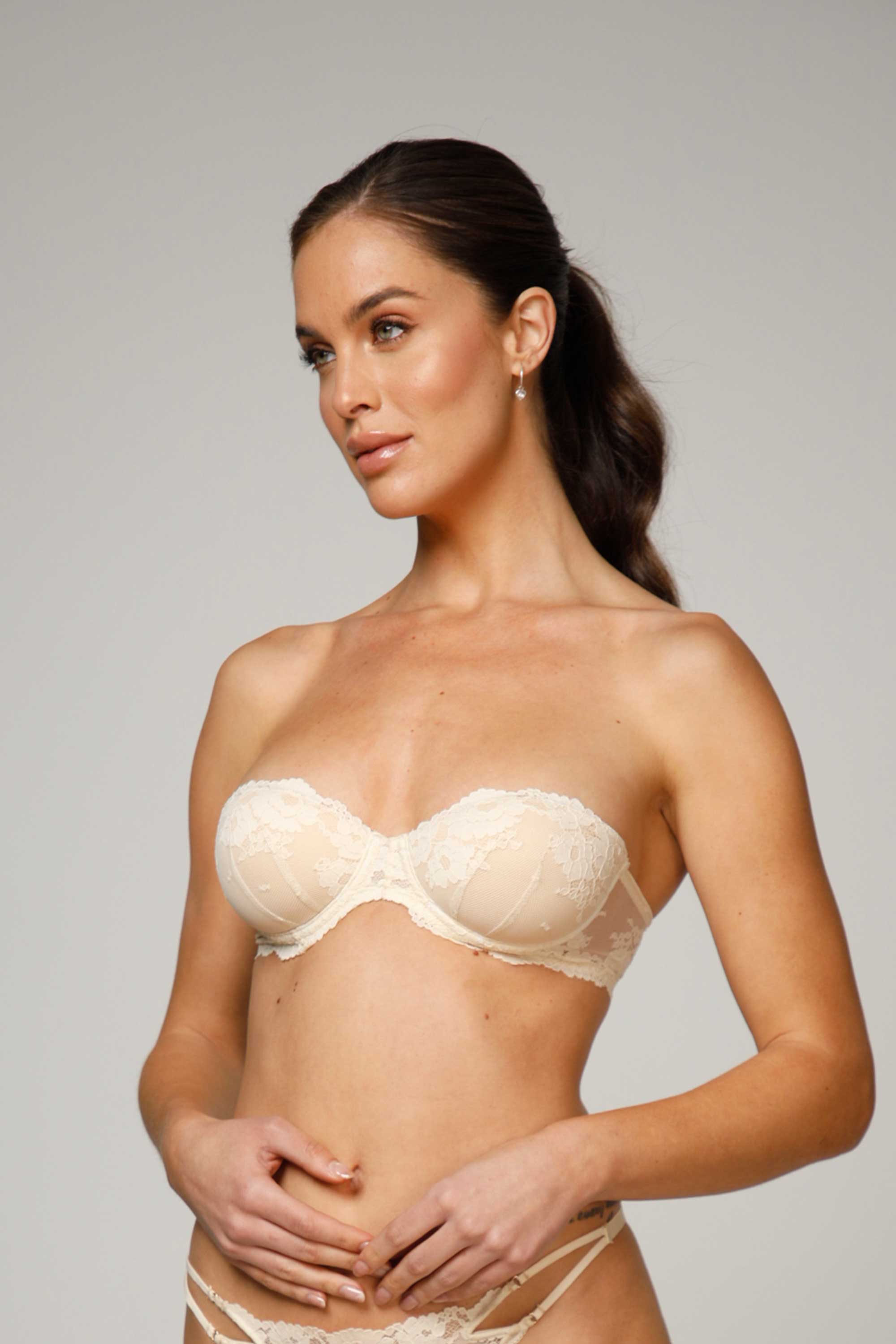 STRAPLESS ELLIPSE VOLVER MARFIL