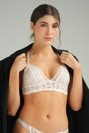 BRALETTE ELLIPSE SIN ARO EN ENCAJE TOTAL COMODIDAD VINTAGE CRUDO