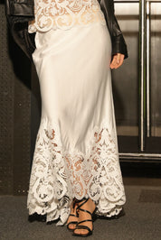 FALDA ELLIPSE BY SARA RESTREPO CRUDO