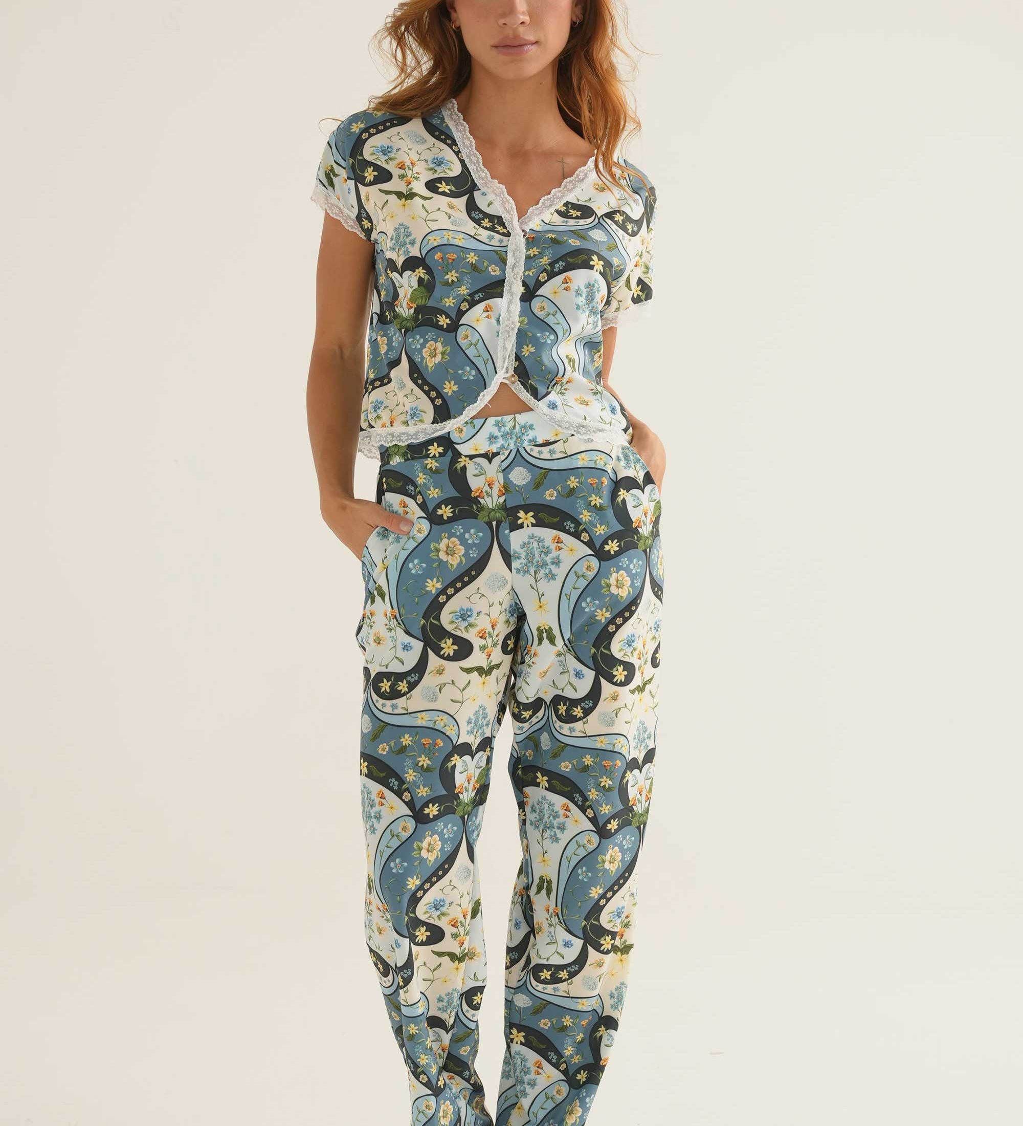 PIJAMAPANTALON-ELLIPSE-ORIGEN-ESTAMPADO-WEB.jpg
