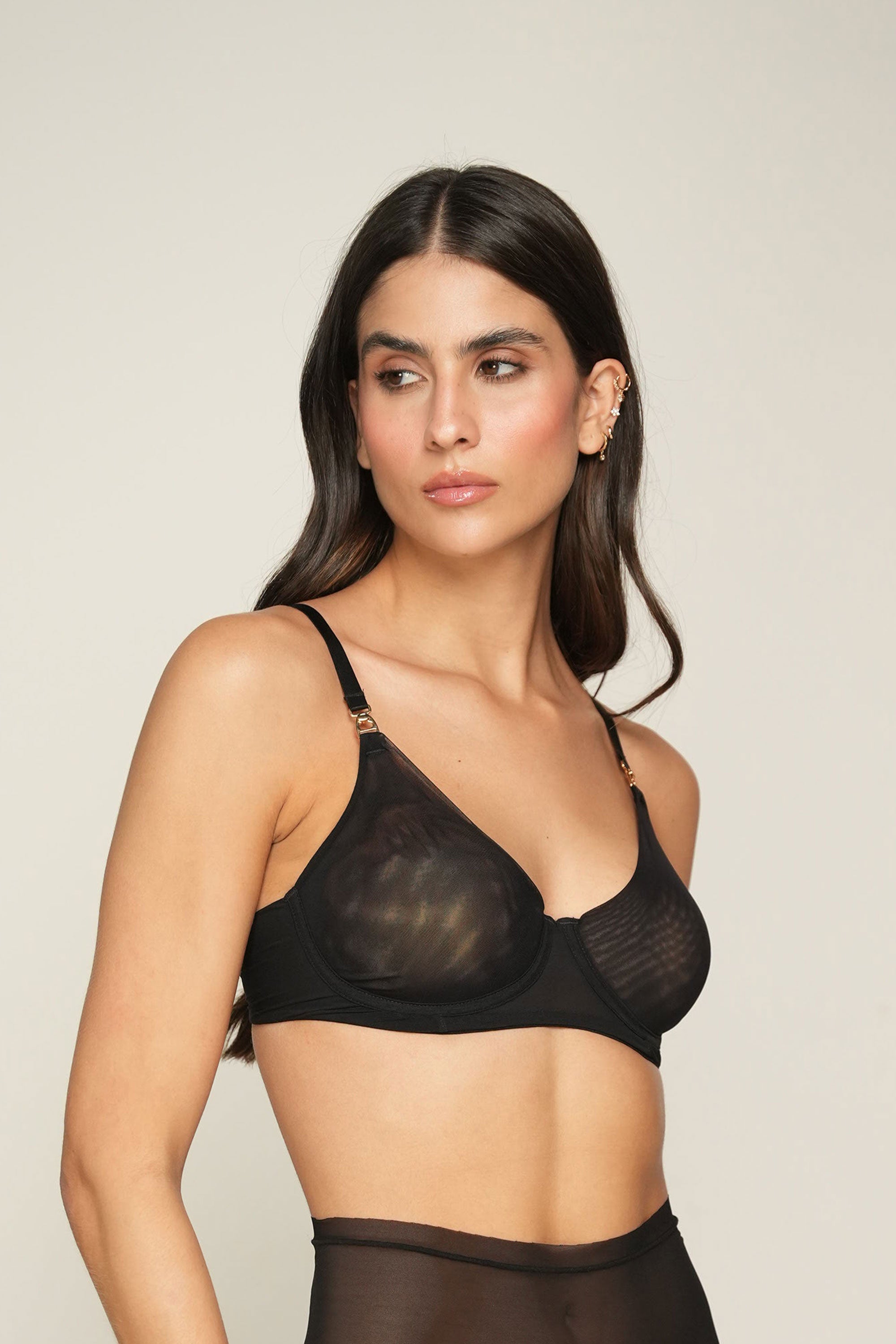 BRASIER ELLIPSE EN TUL CON ARO INVISIBLE ULTRA COMODO ALMA LIMPIA NEGRO