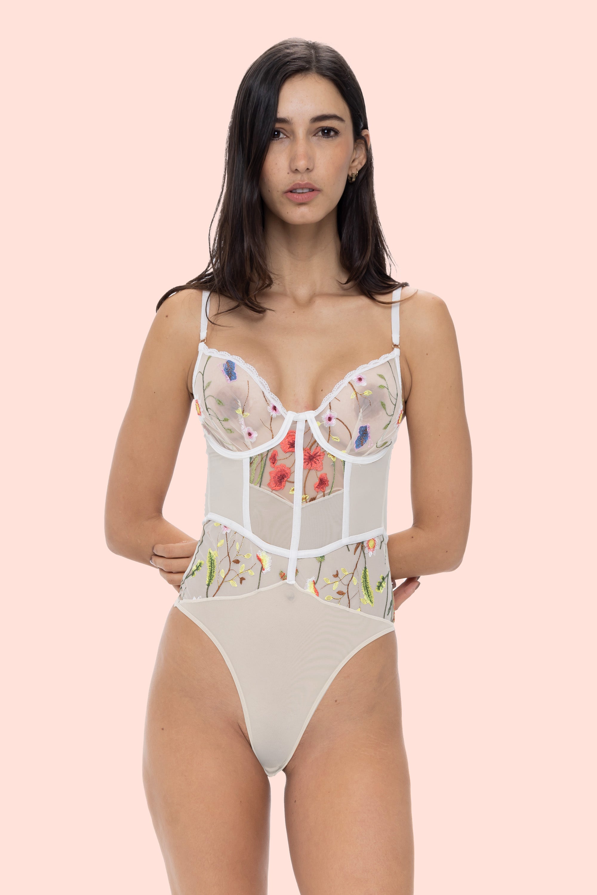 BODY ELLIPSE BORDADO SOL MULTICOLOR